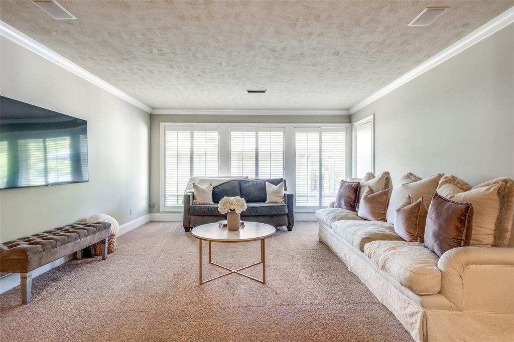 Diamond Head Condos - Residential Lease