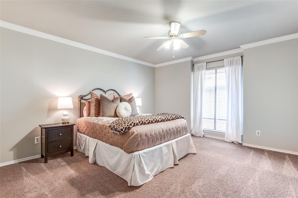 Diamond Head Condos - Residential Lease