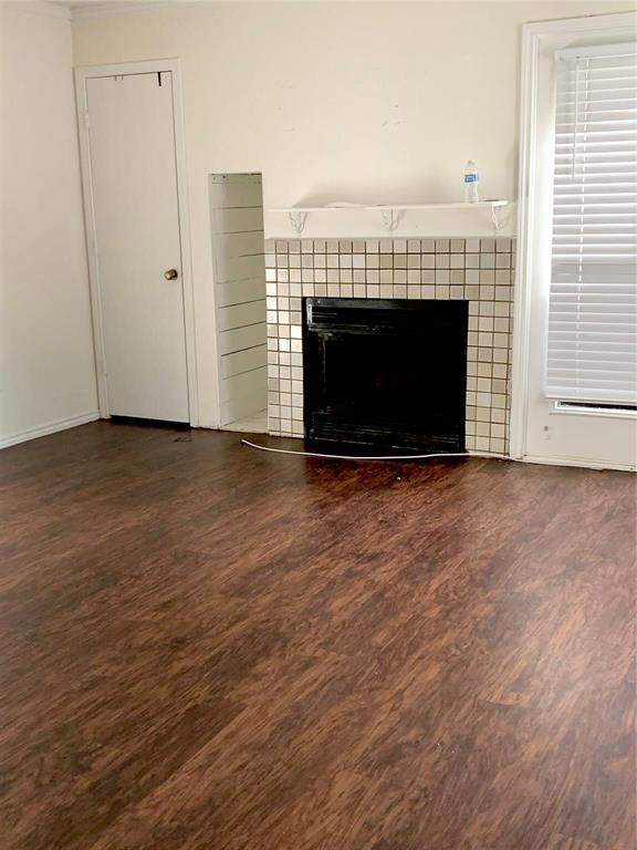 9829 Walnut Street O102
