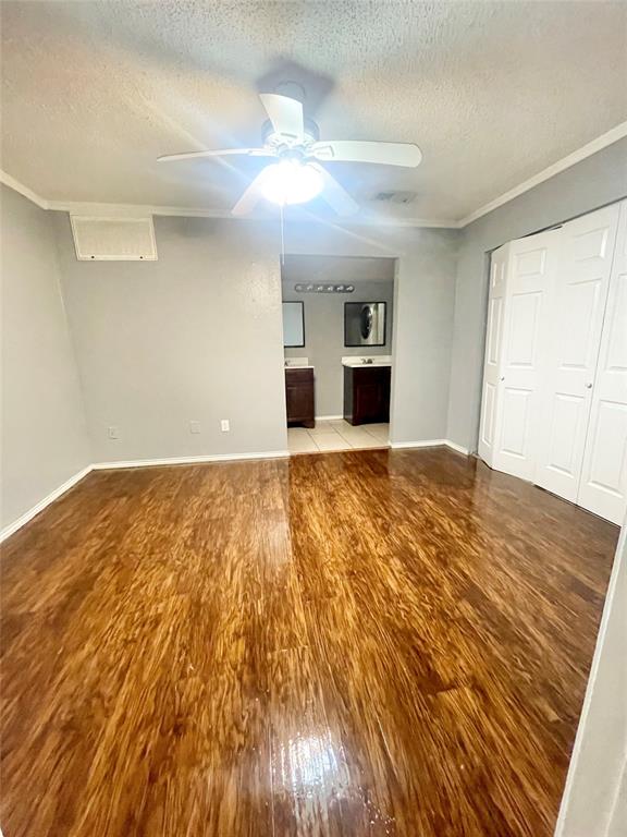 9829 Walnut Street O102