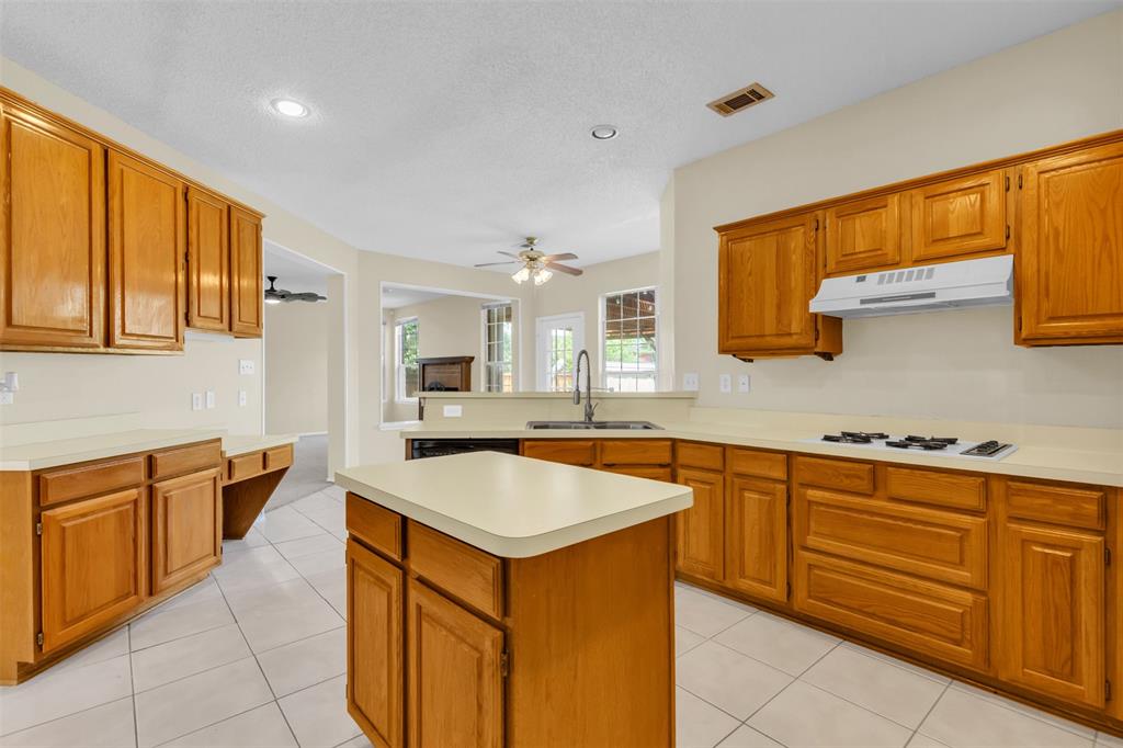 LAKE BEND ESTATES PH 2 - Residential