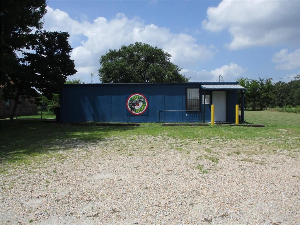 Photo of 4387 FM515, Emory, TX 75440 (MLS # 21251587)