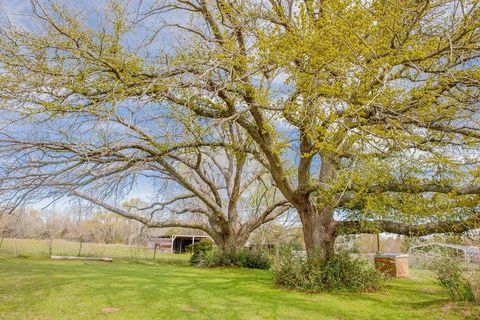 A home in Lindale