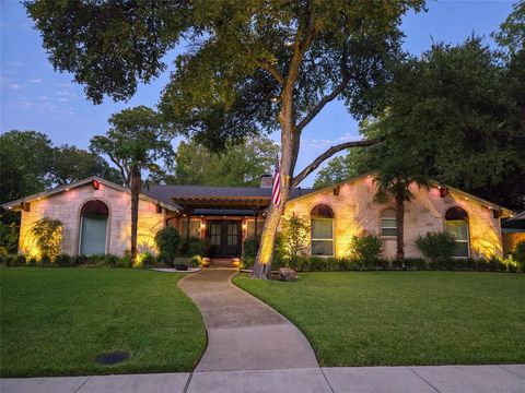 1019 Springbrook Drive Plano TX 75075