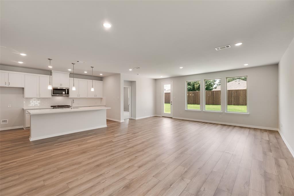 CREEKSIDE PH V - Residential