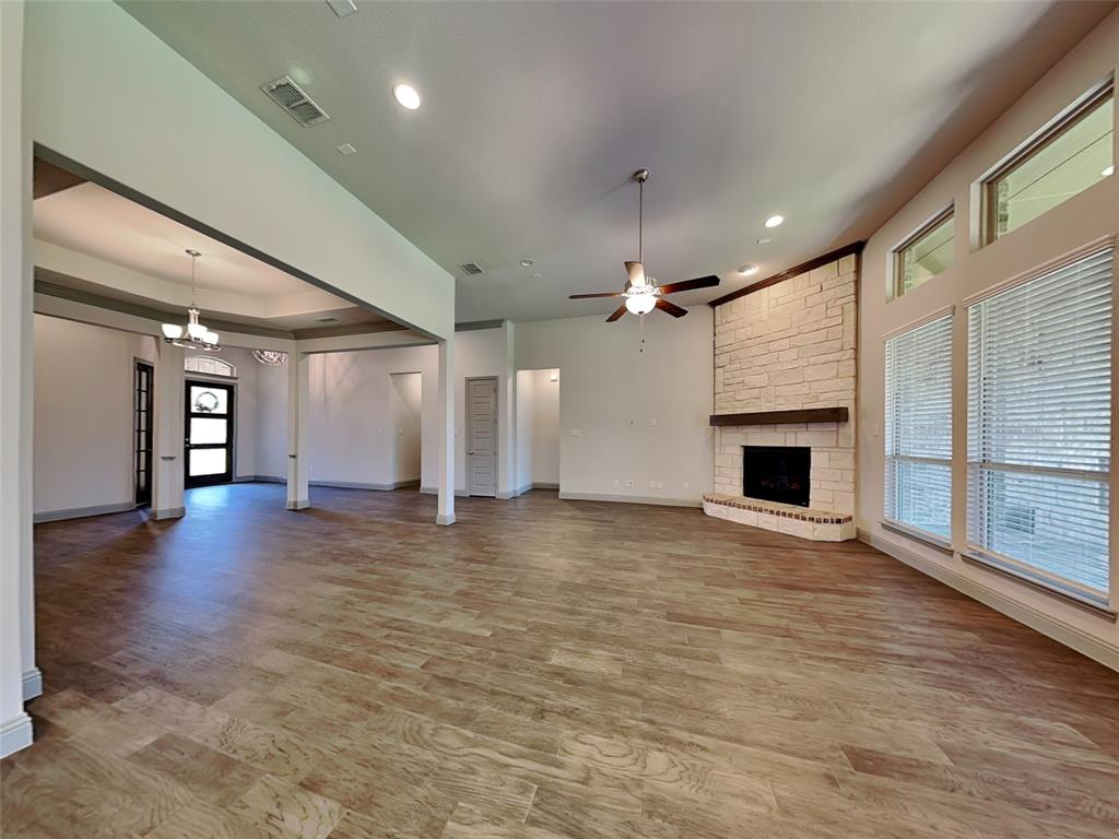 614 Summer Oaks Drive