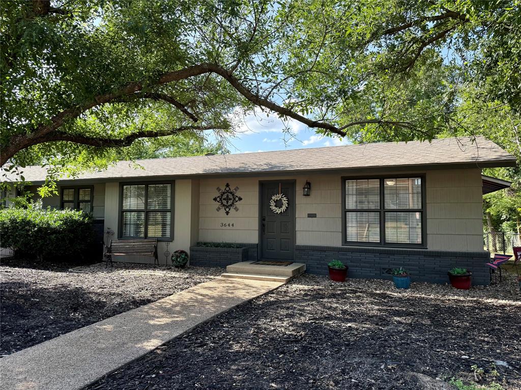 3644 W Seminary Drive