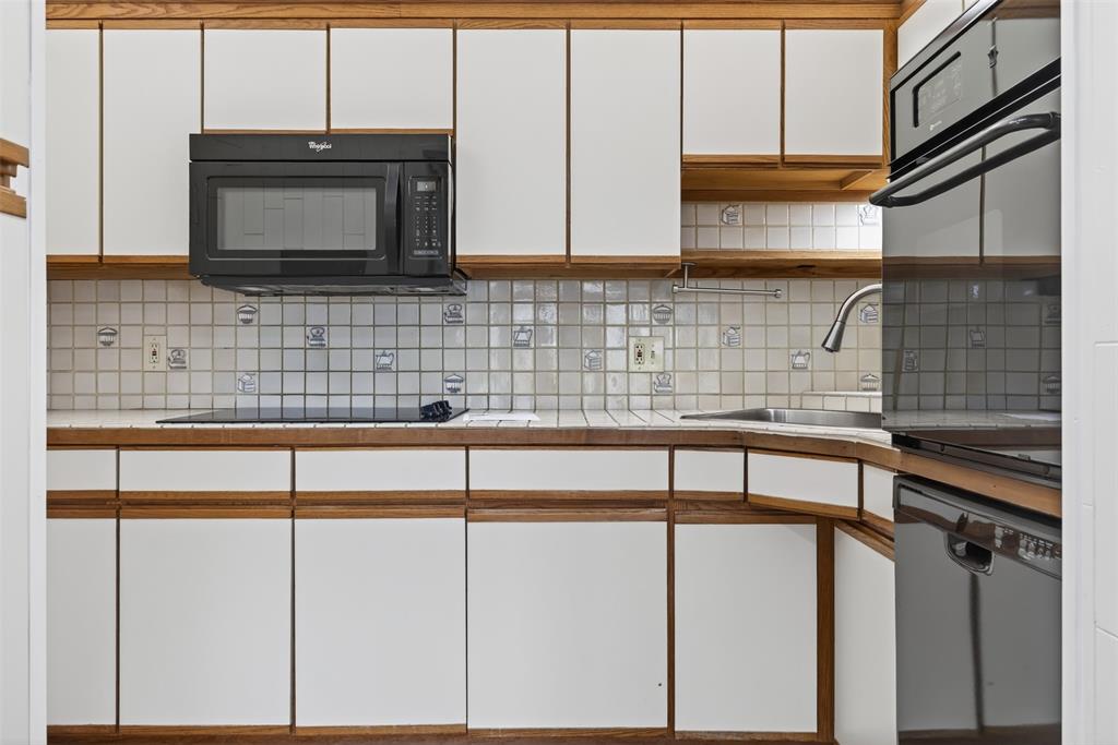 Lifescape Villas on Midway - Residential