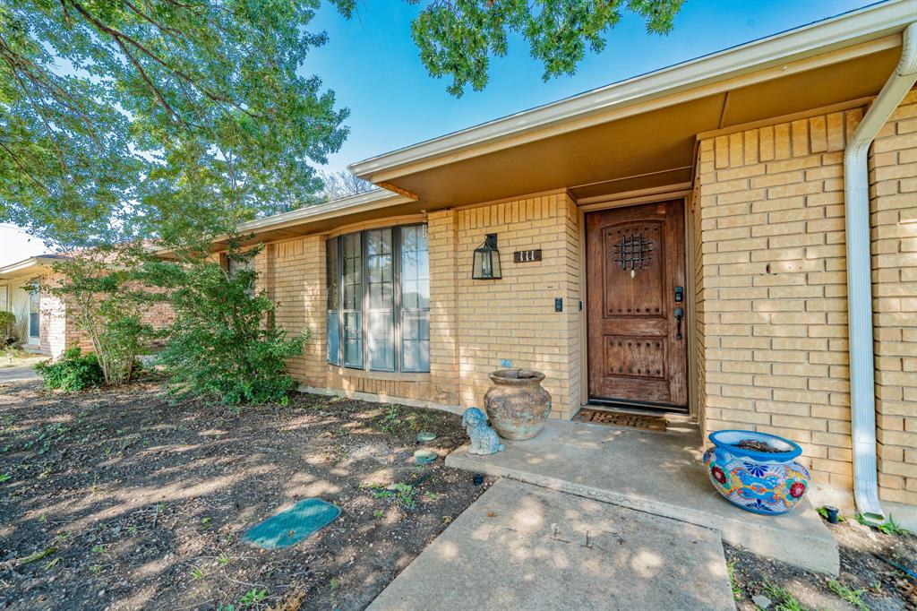 111 Meadowcreek Drive