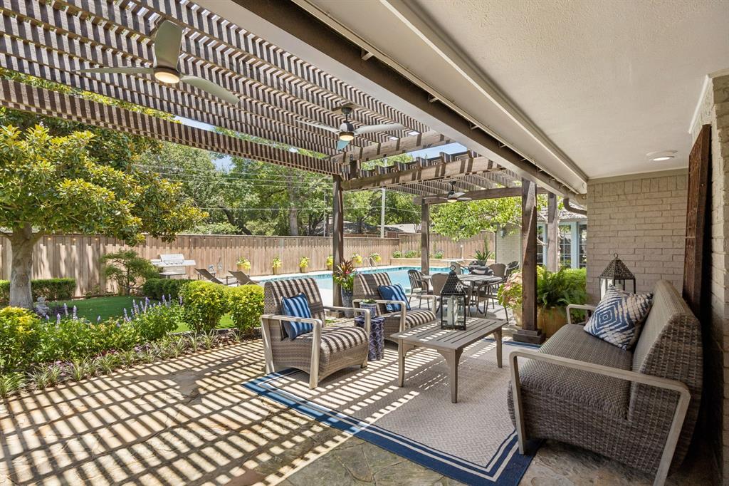 6829 Midcrest Drive