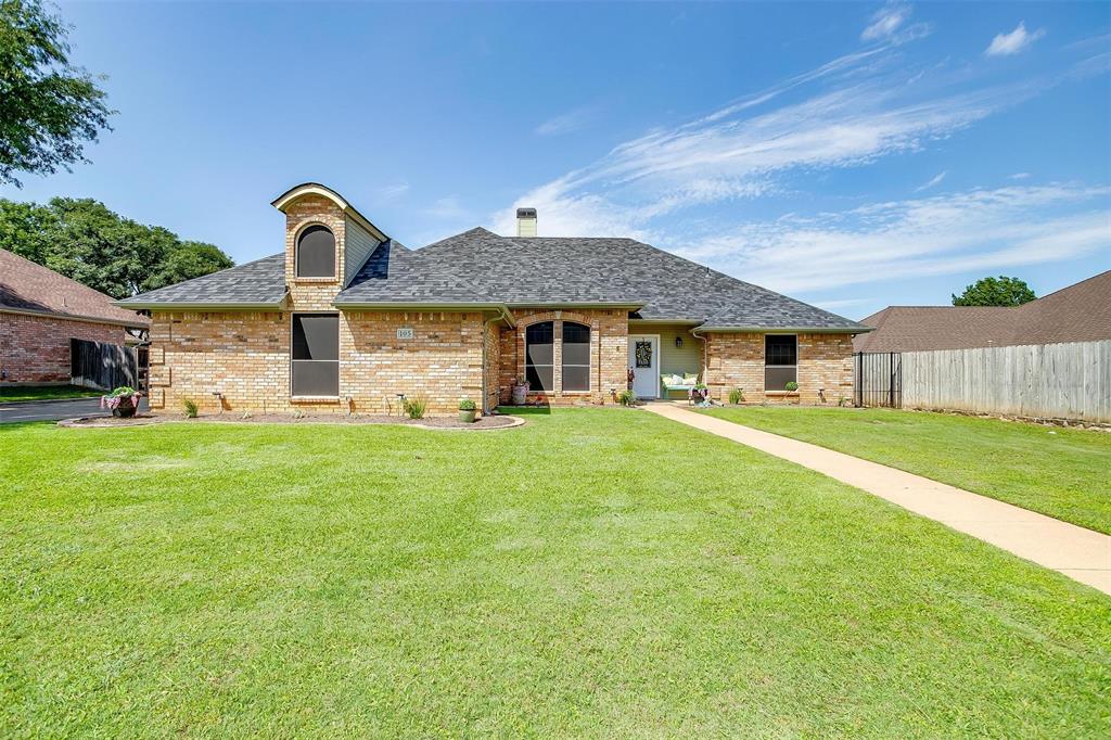 105 Shorewood Place