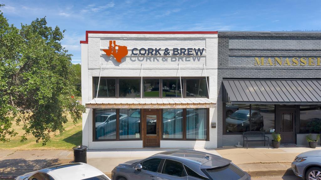 Orig Town Of Commerce - Commercial Sale