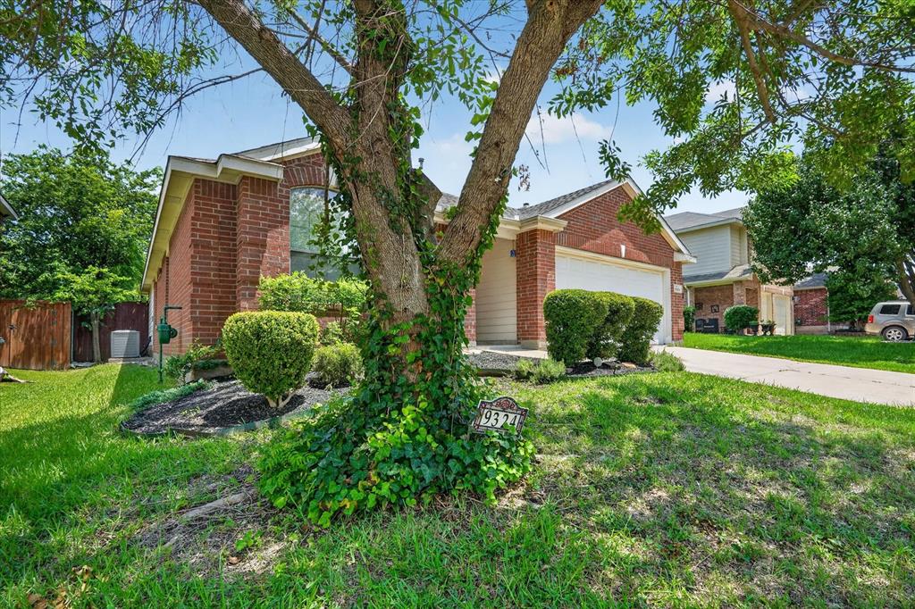 9324 Warren Drive