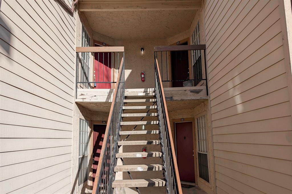 12484 Abrams Road 2121