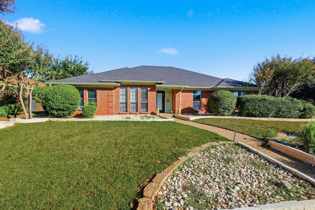 2307 Honeysuckle Drive