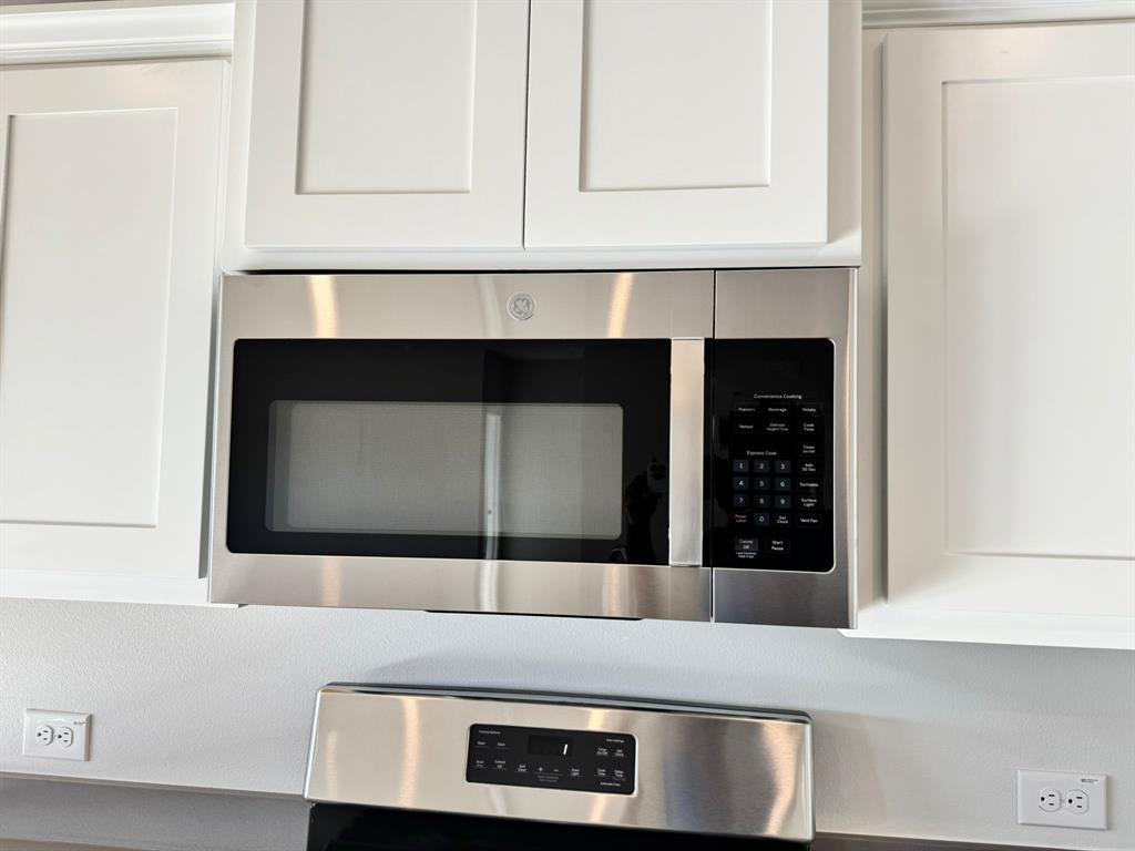 Rolling Ridge Phase 1 - Residential Lease