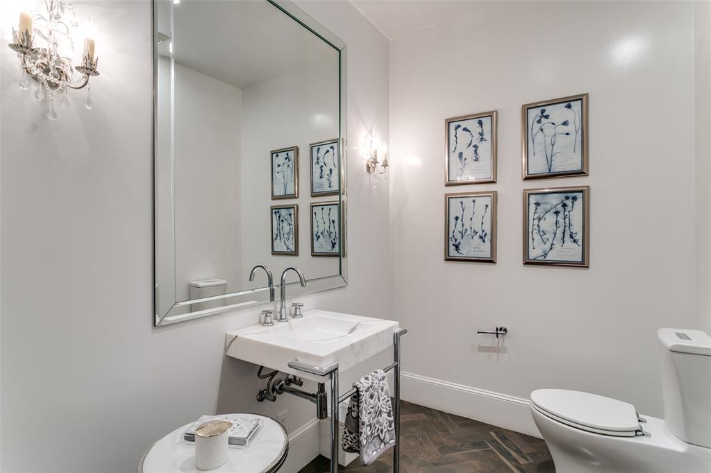 Residences At Stoneleigh Condos - Residential