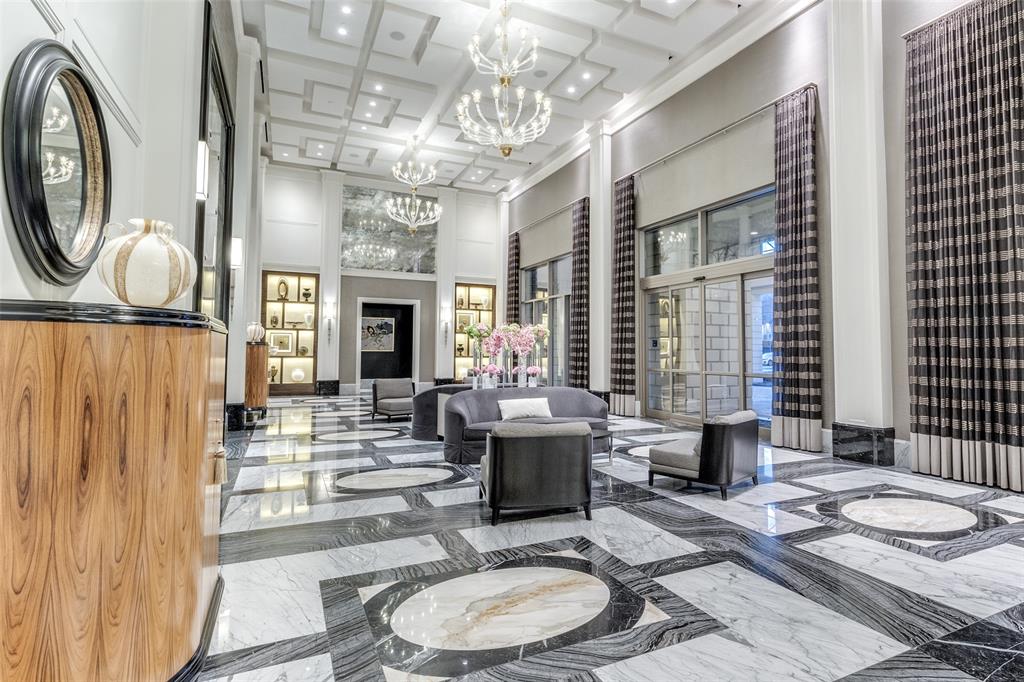 Residences At Stoneleigh Condos - Residential