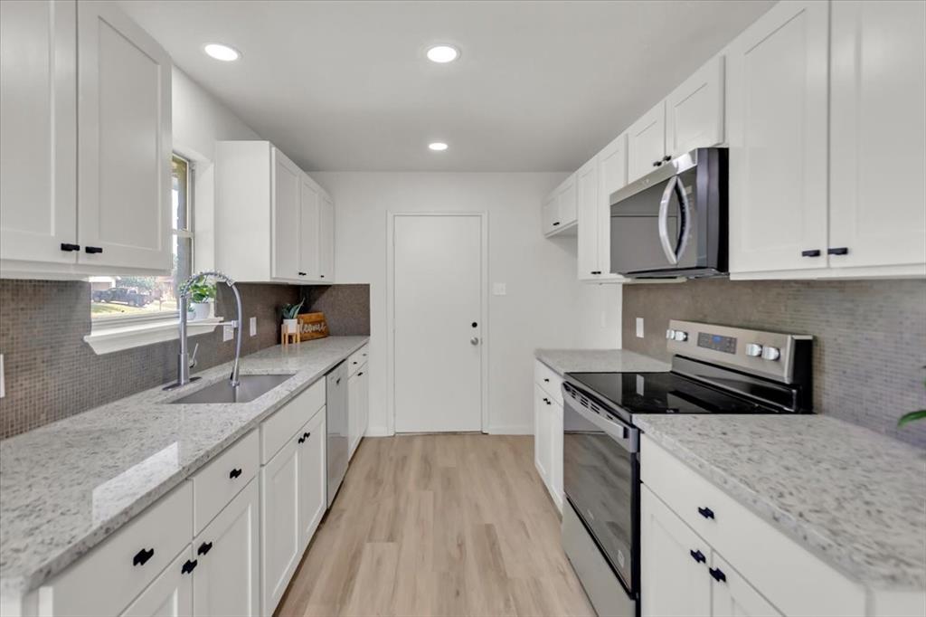 6561 Alta Vista Drive