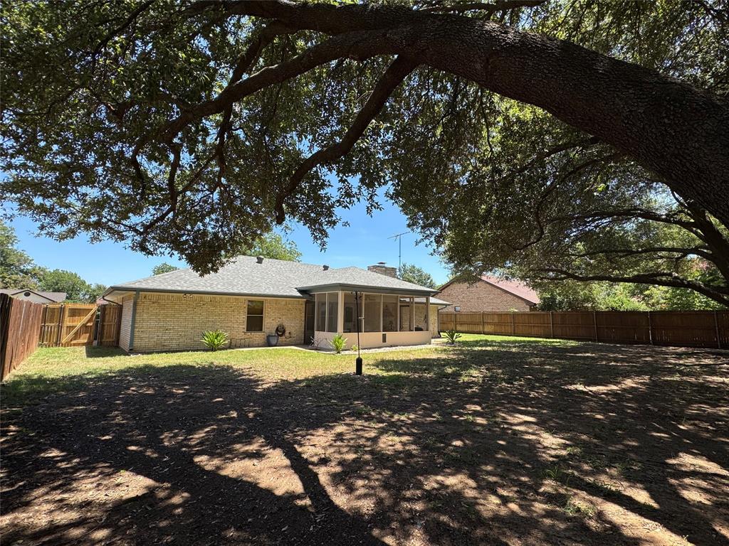 1104 Dove Hollow Road