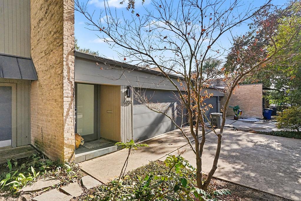 4020 Buena Vista Street