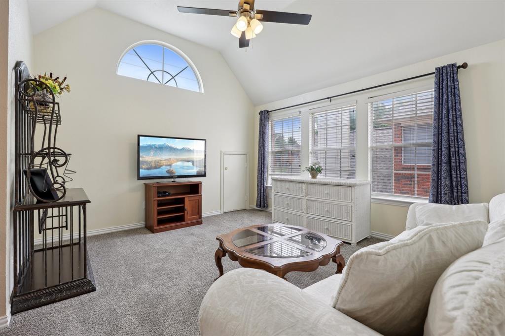 6808 Pentridge Drive