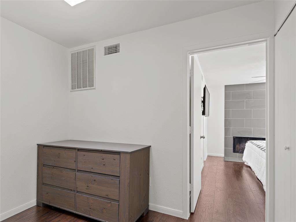 Ashton Square Condo - Residential Lease