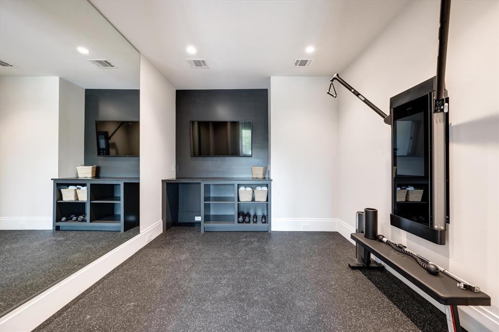 Oak Alley - Residential