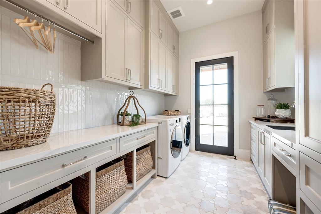 Oak Alley - Residential