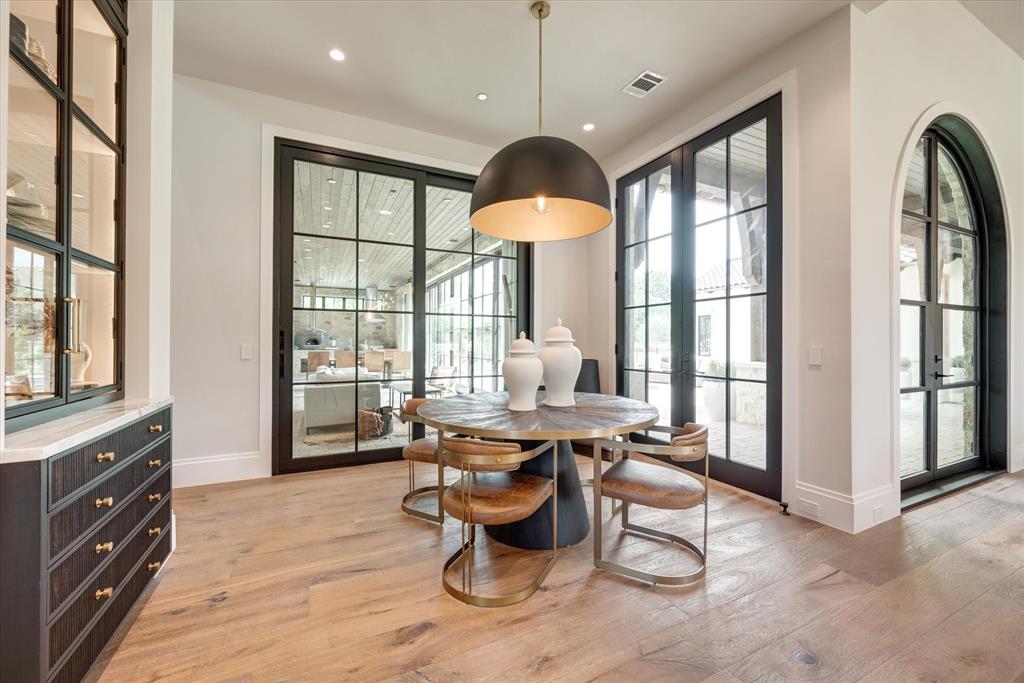 Oak Alley - Residential