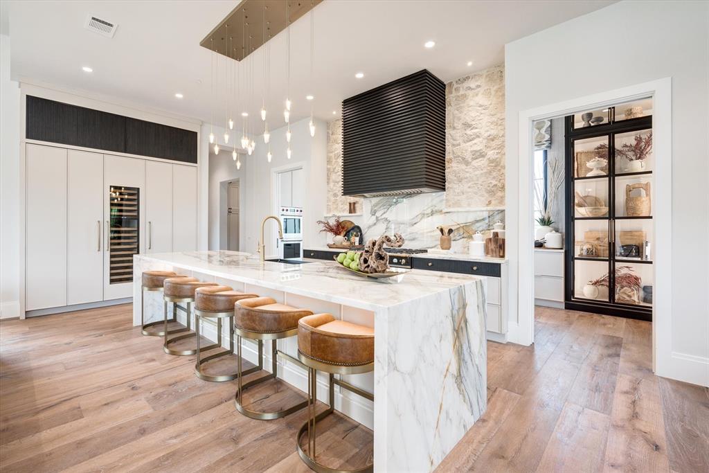 Oak Alley - Residential