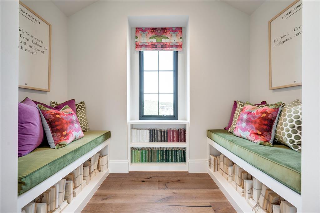 Oak Alley - Residential