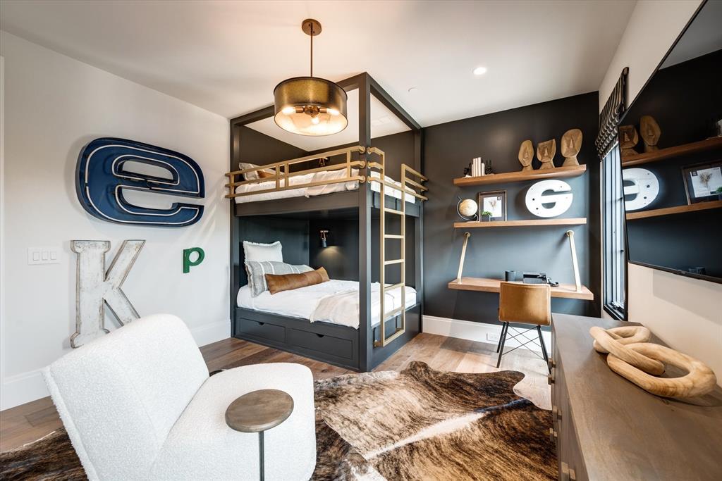 Oak Alley - Residential