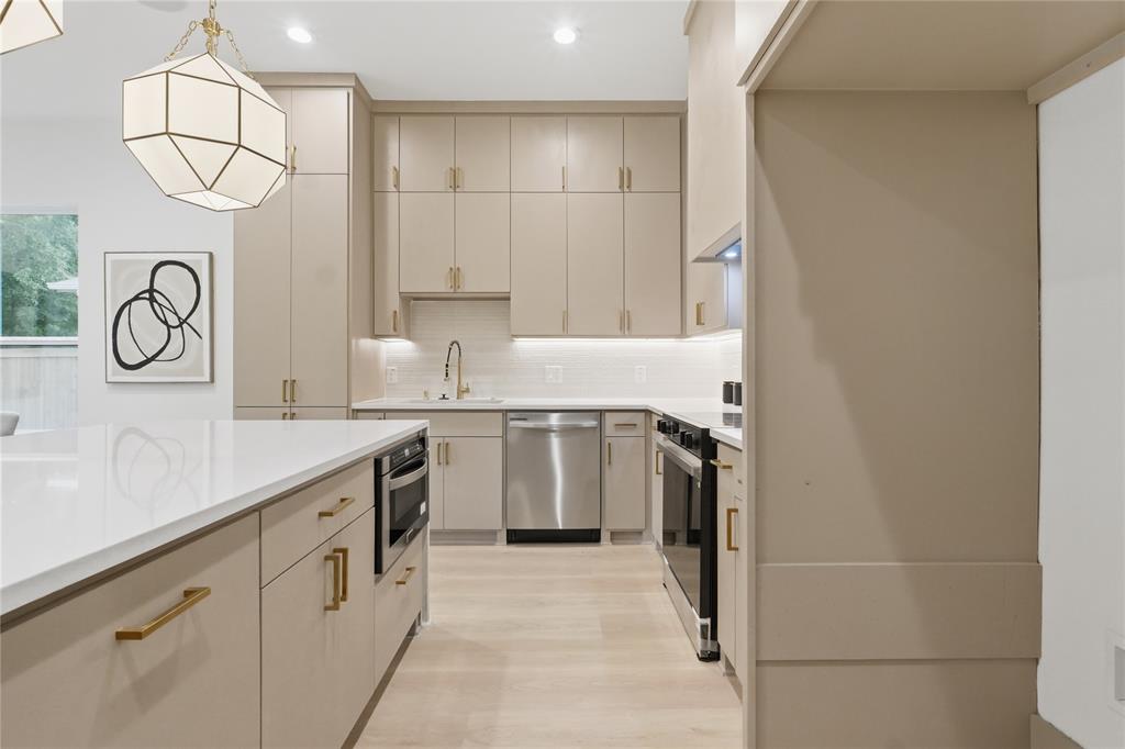 Woodville 350 Fr Woodville Cit - Residential