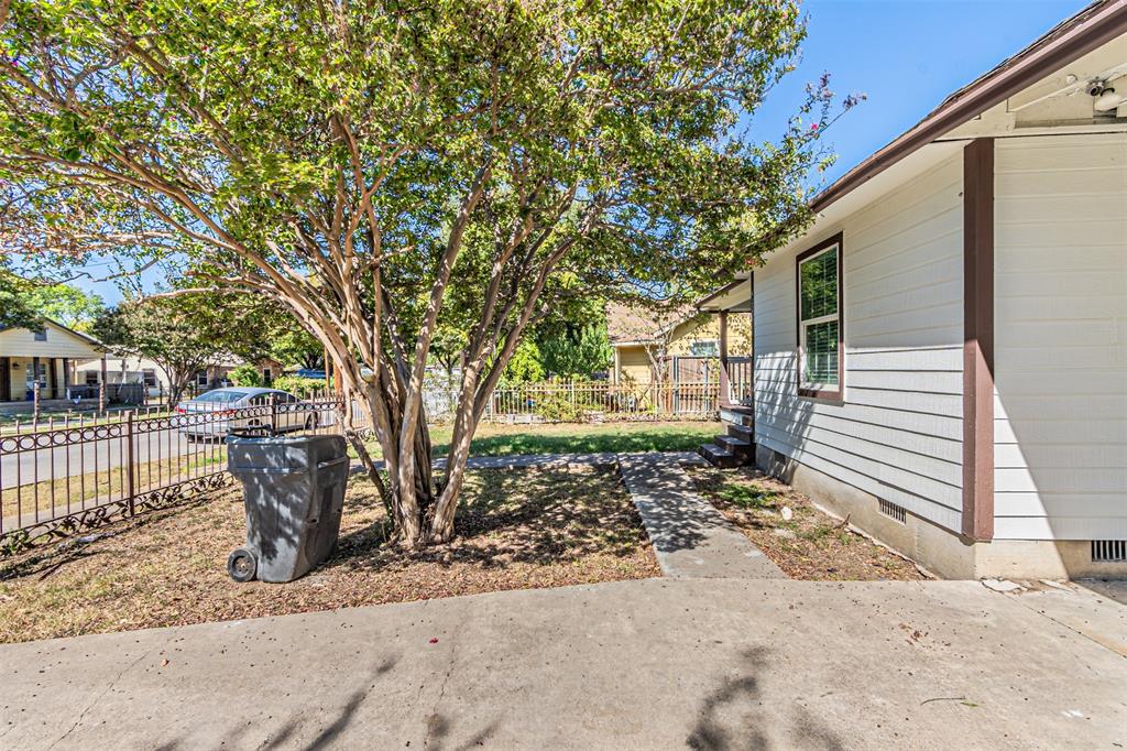 Joe A 02 Irvin - Residential