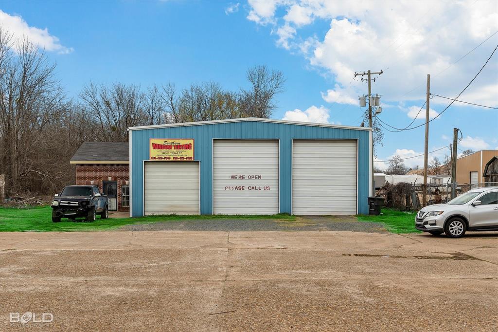 Bossier City, Louisiana 71111, United States, ,Commercial,Active,89844