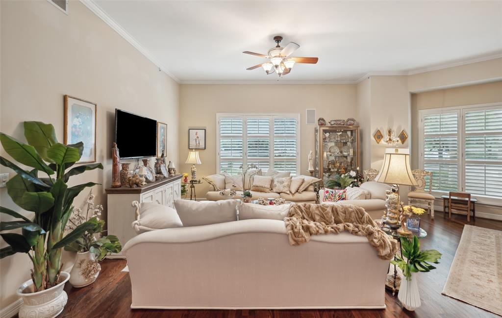 3401 Lee Parkway 102