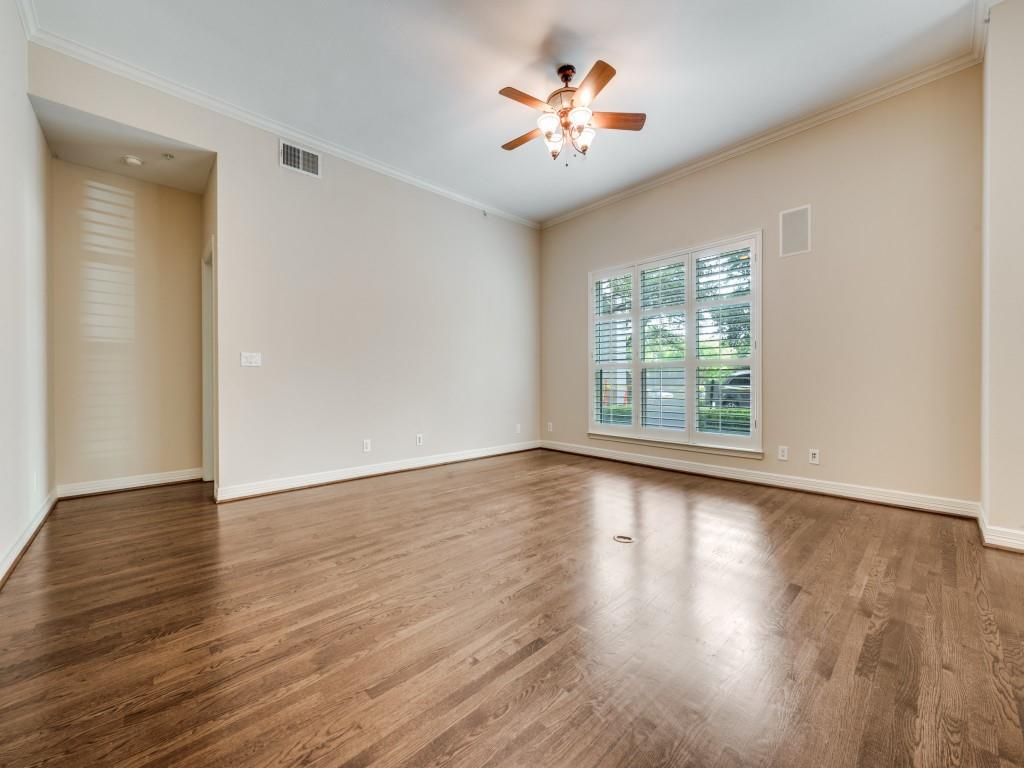 3401 Lee Parkway 102