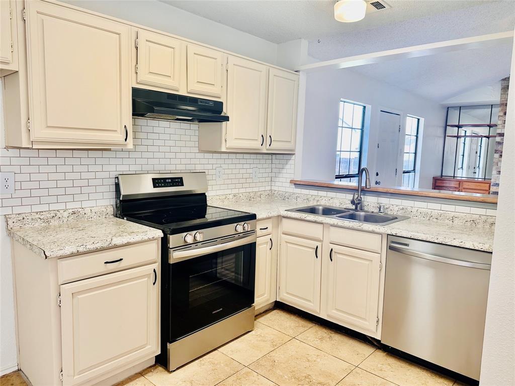 1305 Cedar Ridge Drive