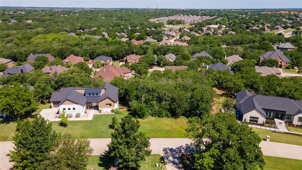 2203 Pinnell Court