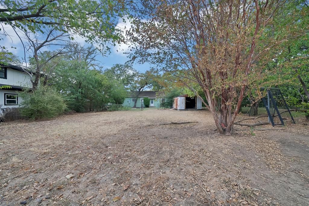 1104 Glenda Drive