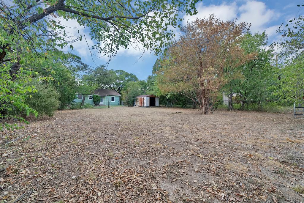 1104 Glenda Drive