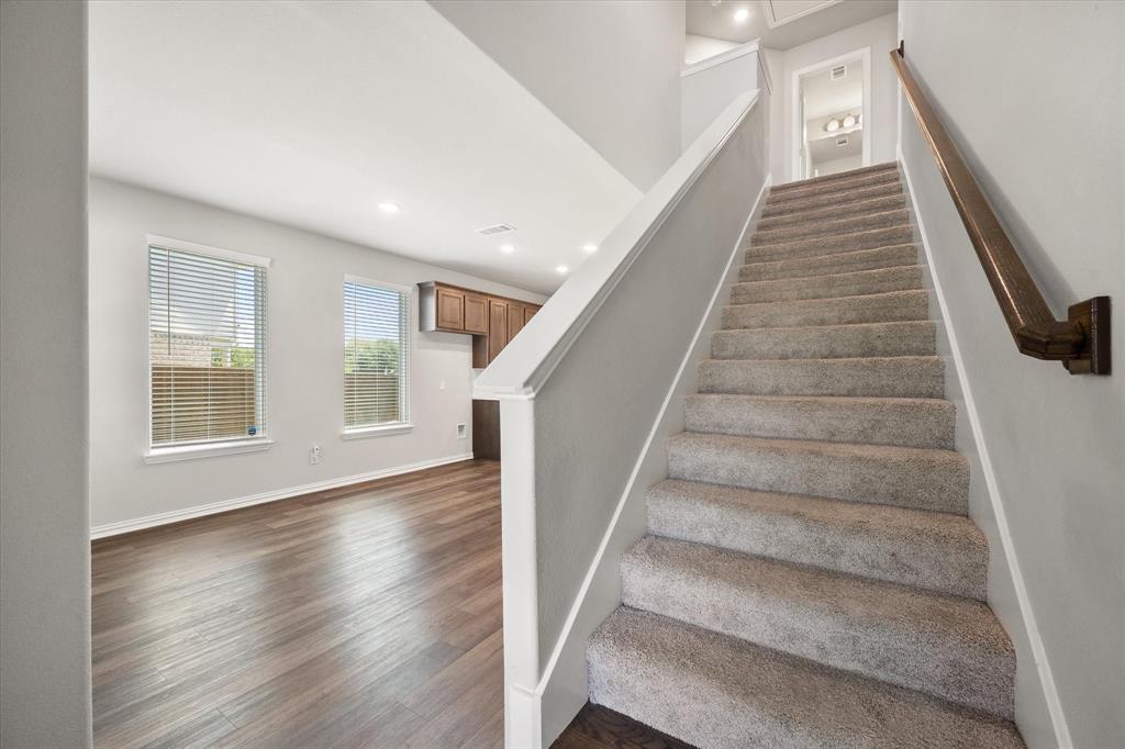 12 Dobbins Crossing