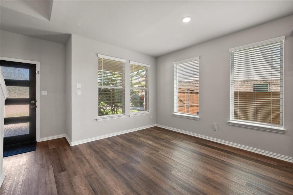12 Dobbins Crossing