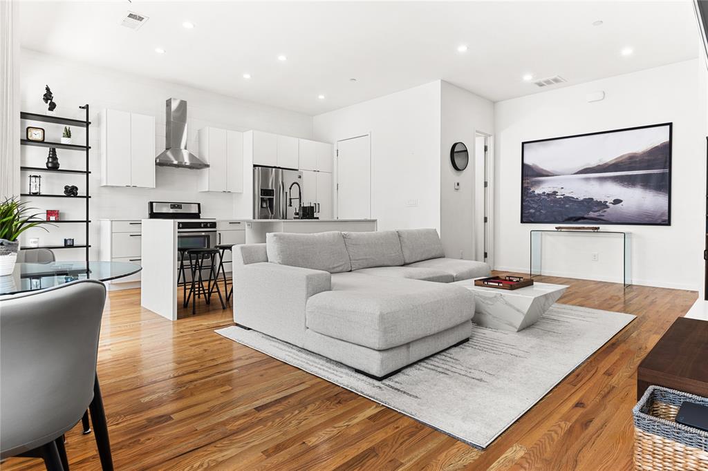 3816 San Jacinto Condo - Residential Lease