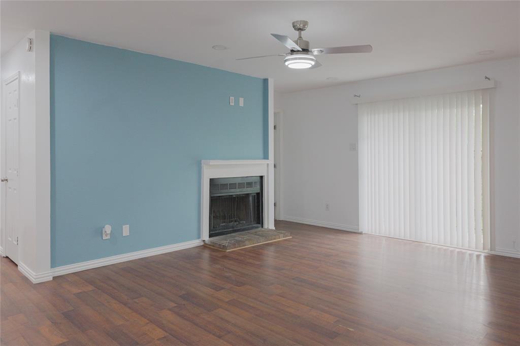 Oakhollow Condo - Residential