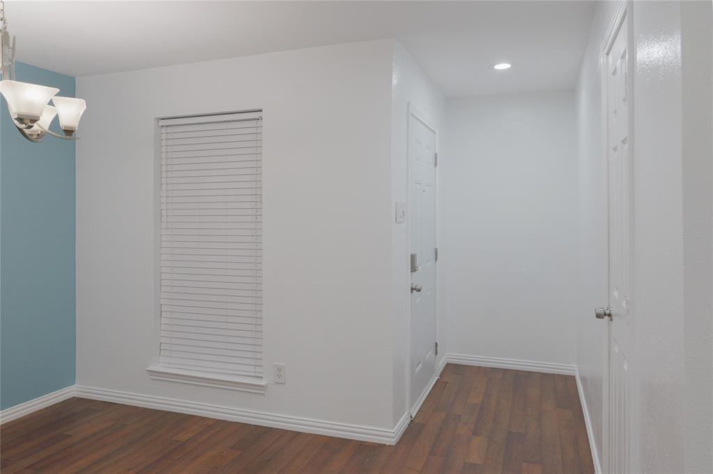 Oakhollow Condo - Residential