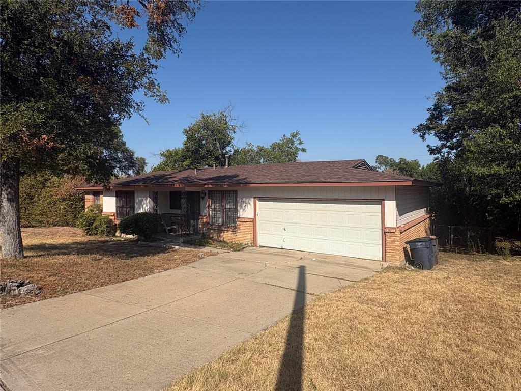 2121 Kingsdale Drive