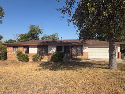 2121 KINGSDALE DR, FORT WORTH, TX 76119 - Image fabb4117dde1c7f2a37fe1823d366d92/3021528505