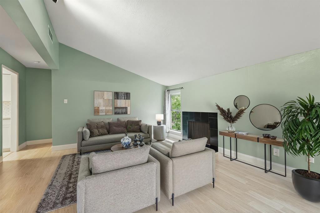 Las Colonitas Condo - Residential Lease